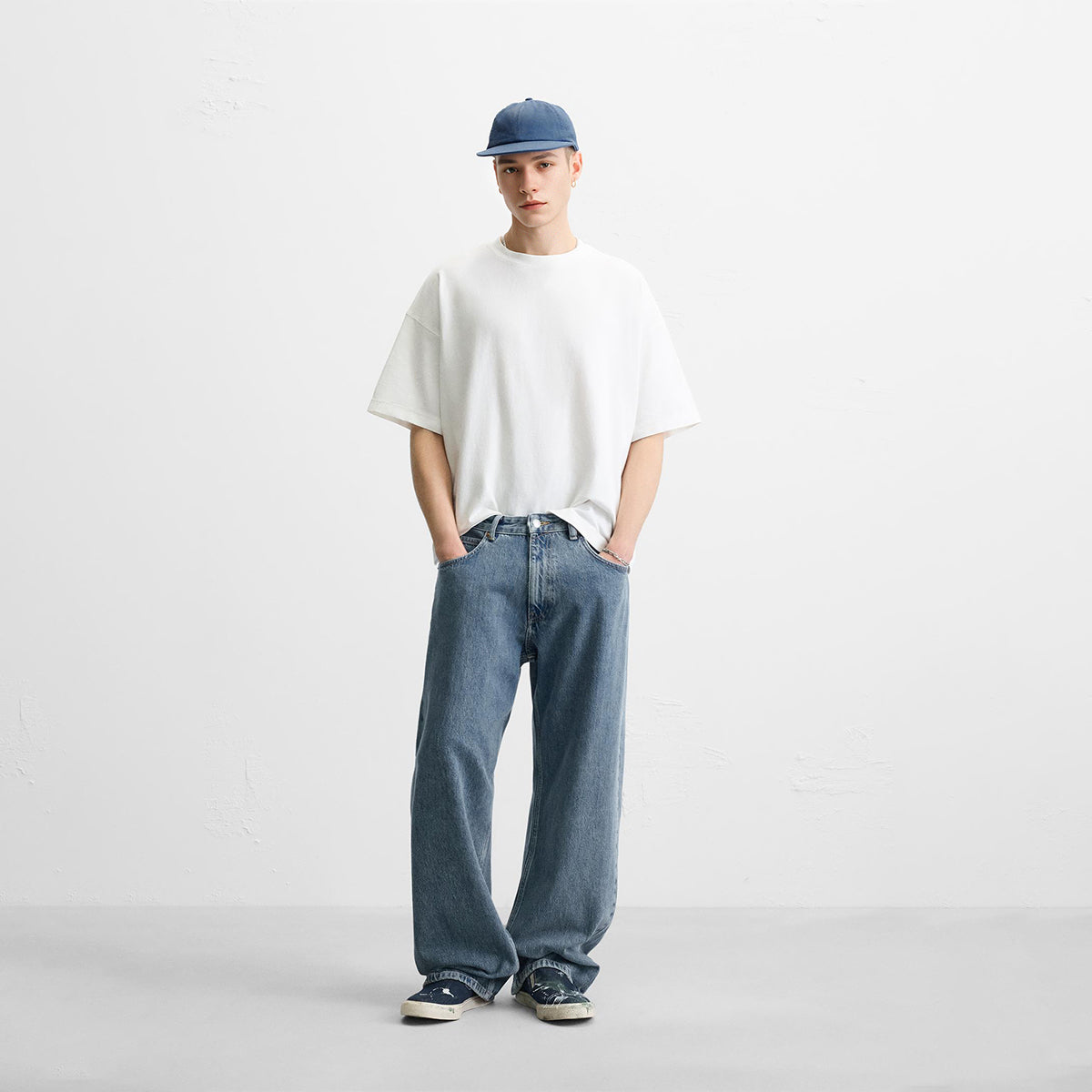 BAD VIBES CLUB Unisex Oversize T-Shirt